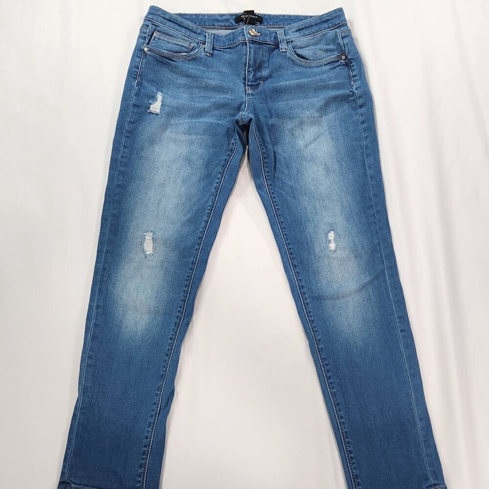 White House Black Market Girlfriend Jeans Size 6 Distressed Jeans      Lot B